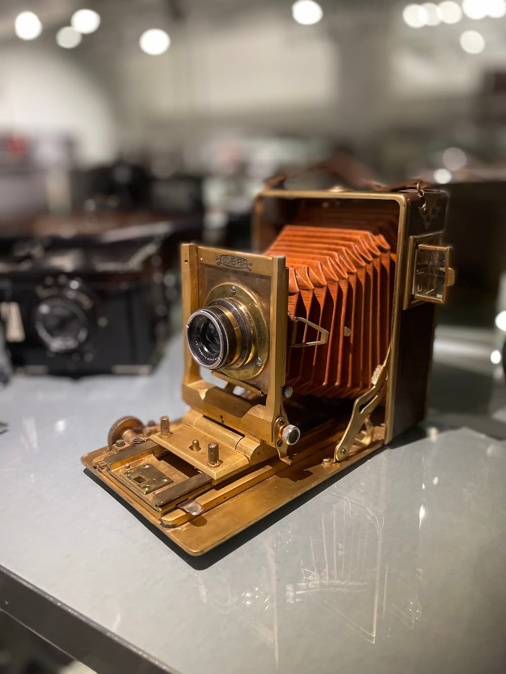 GRACE KAO LIKES BALANCE